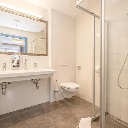 Harakiri Und Apresski Hotel Mayrhofen