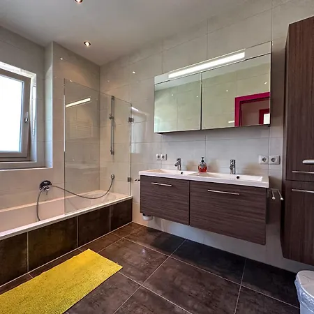 Harakiri Und Apresski ホテル マイヤーホーフェン